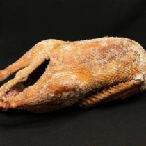 Утка копченная (ср.вес. 1,7 кг), цена за кг.